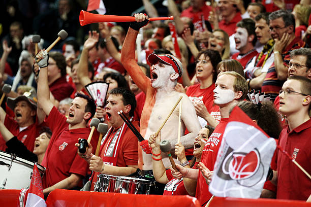 谢晖在接受 谢晖在接受