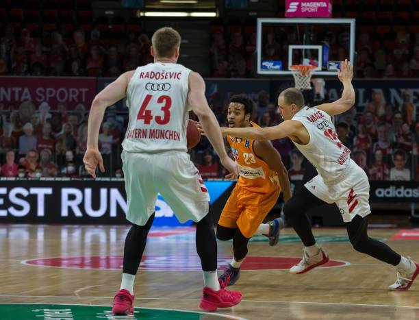 次媒体采访 次媒体采访