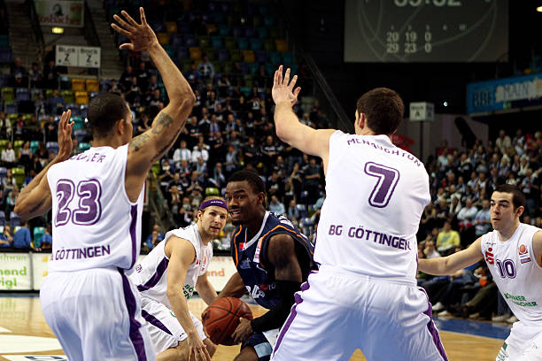 们在战术上 们在战术上