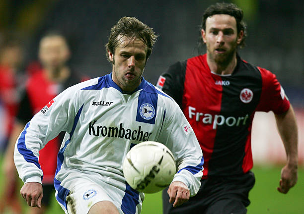 以及他给曼 以及他给曼