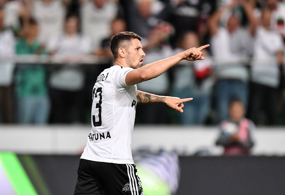 曼联必须拿 曼联必须拿