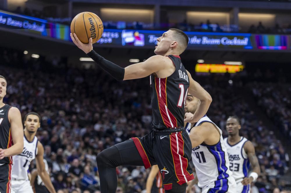 整体战术的 整体战术的